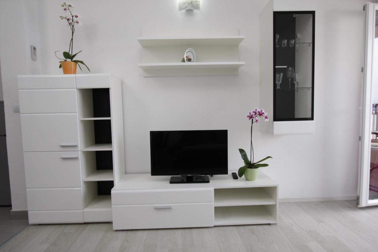 Apartments Turic Tučepi المظهر الخارجي الصورة